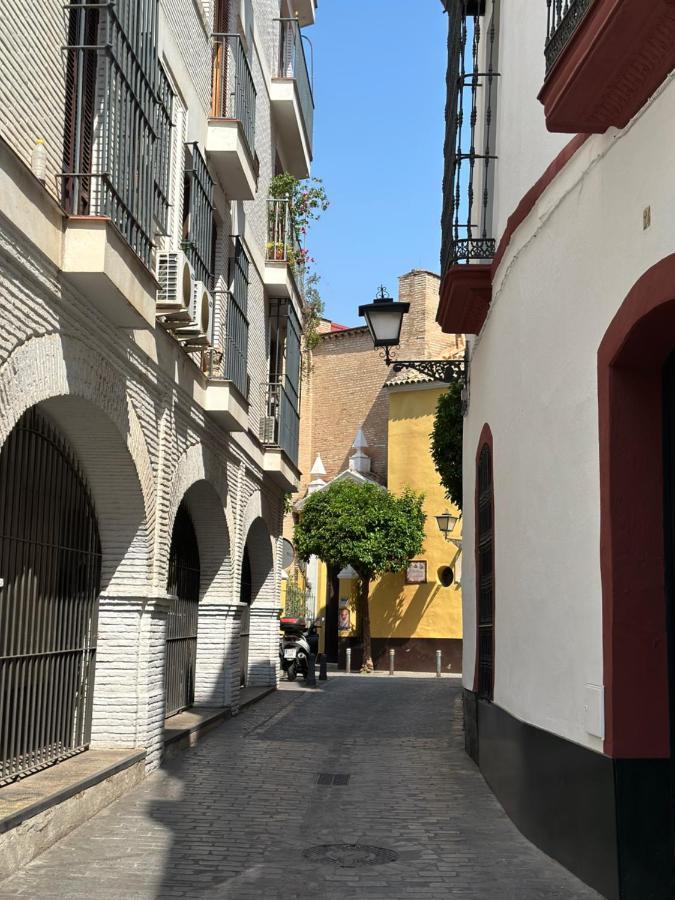 Apartamento Acogedor Y Moderno En Pleno Centro De Sevilla Con Parking Gratis Zewnętrze zdjęcie