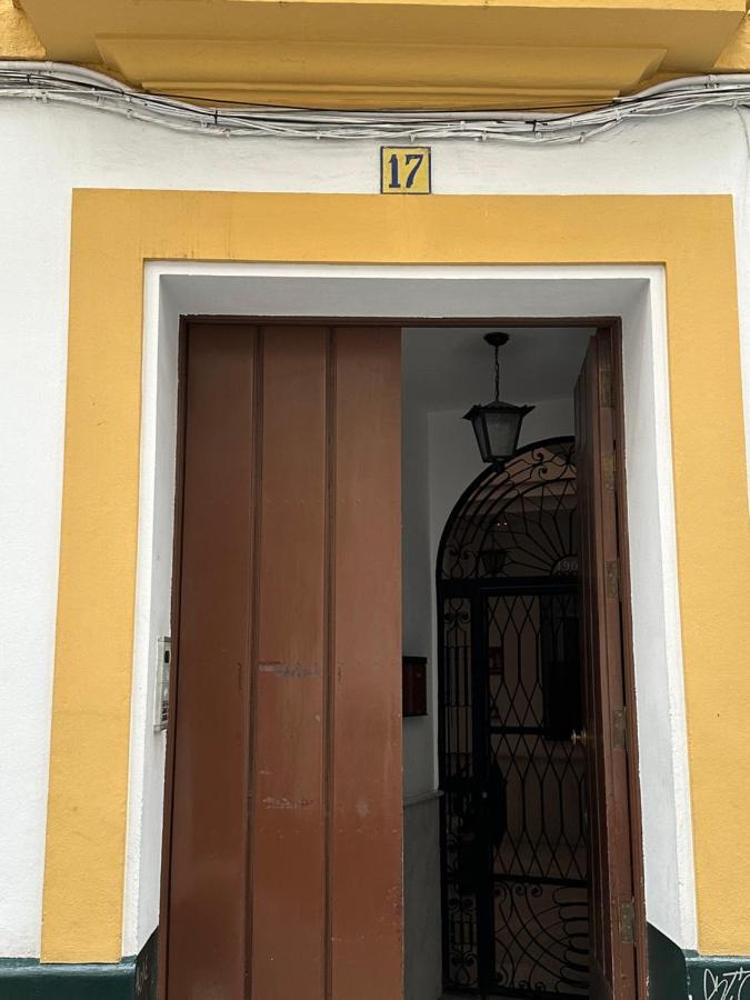 Apartamento Acogedor Y Moderno En Pleno Centro De Sevilla Con Parking Gratis Zewnętrze zdjęcie